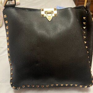 VALENTINO GARAVANI Small Rockstud Flip-Lock Messenger Bag Black